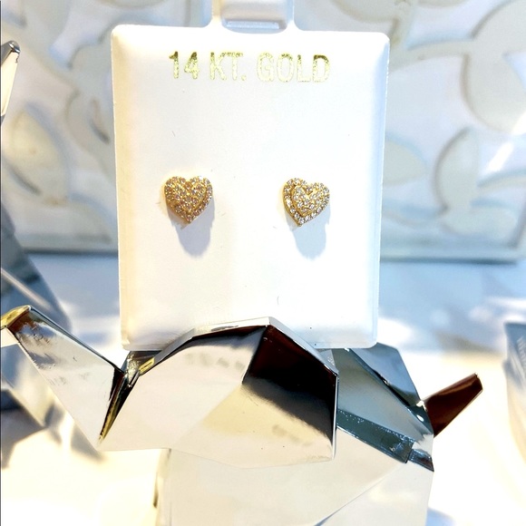Heart studs 14 KT gold